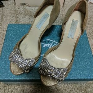 Beautiful sparkly shoes